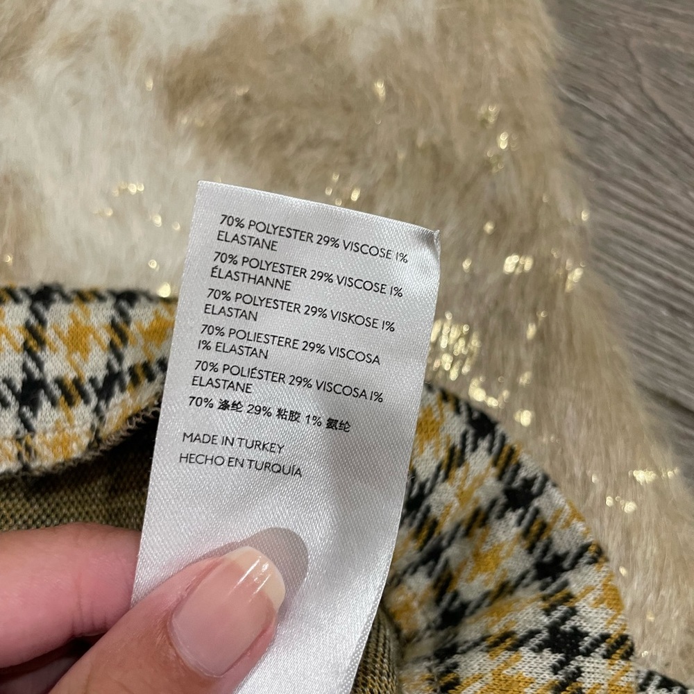 Urban outfitters cropped flare yellow plaid pants - Picture 4 of 7